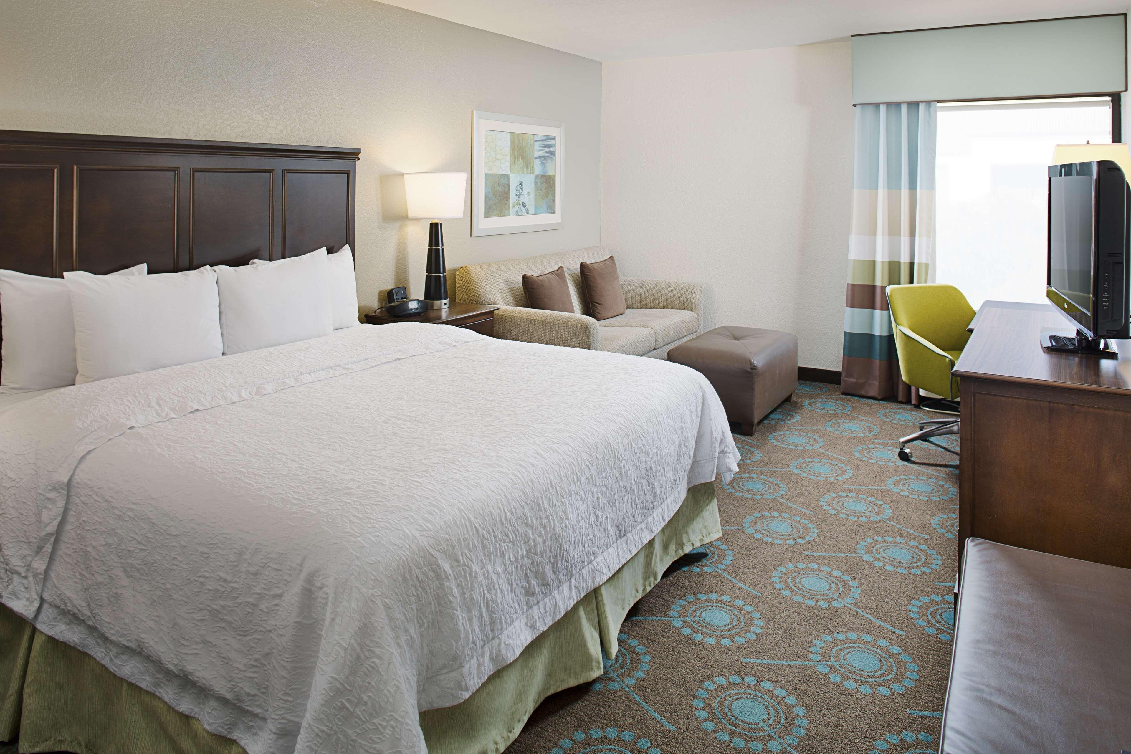 Hampton Inn Naples-Central Экстерьер фото
